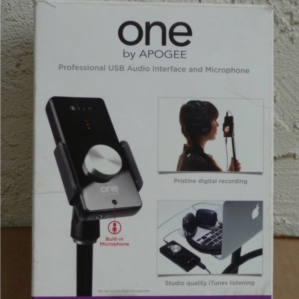 One USB Audio Interface - Black
